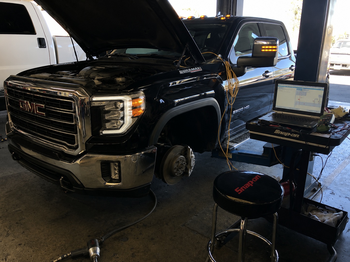 Duramax Repair Valencia CA - Chevy & GMC Diesel Specialists in Valencia CA at Magic Auto Center